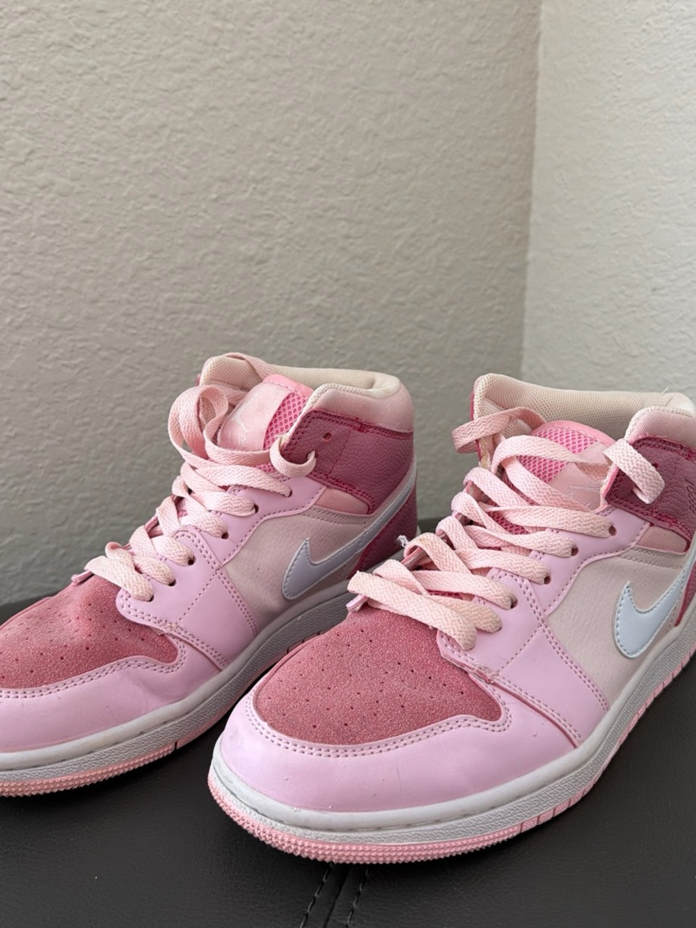 Air Jordan 1 Mid “Digital Pink”